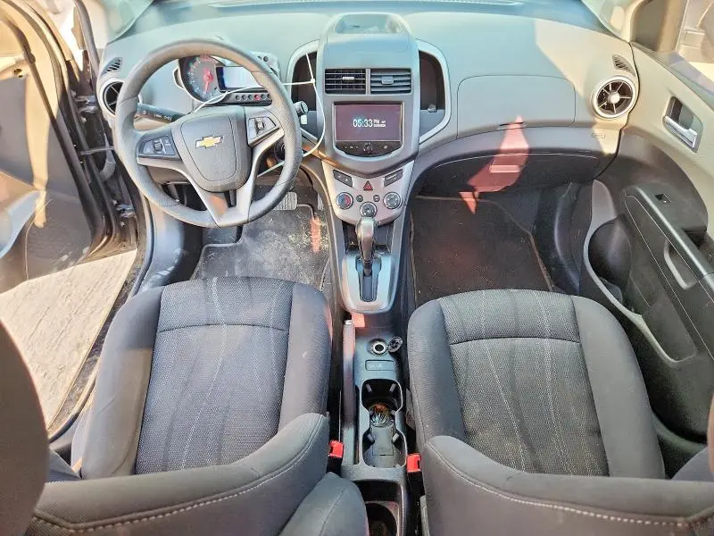 2016 CHEVROLET SONIC LT  