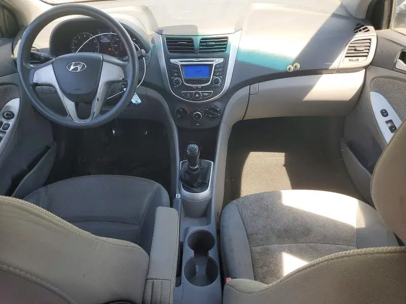 2013 HYUNDAI ACCENT GS  