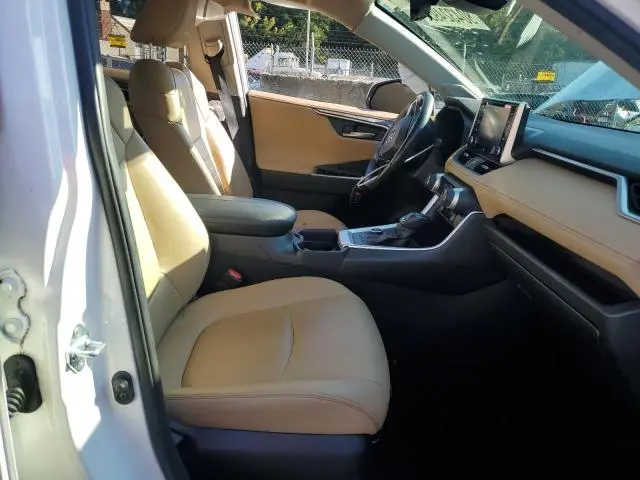 2020 TOYOTA RAV4 LIMITED  