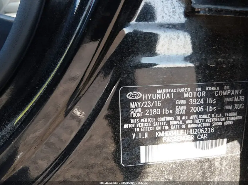 2017 HYUNDAI ELANTRA SE