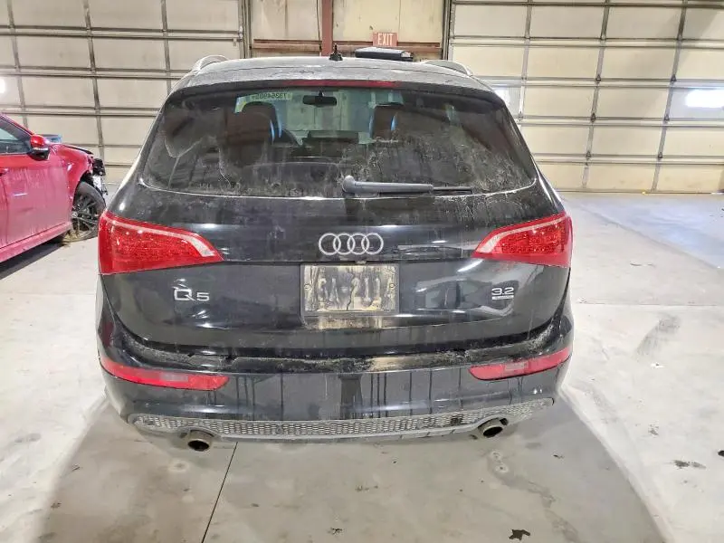 2011 AUDI Q5 PREMIUM PLUS  