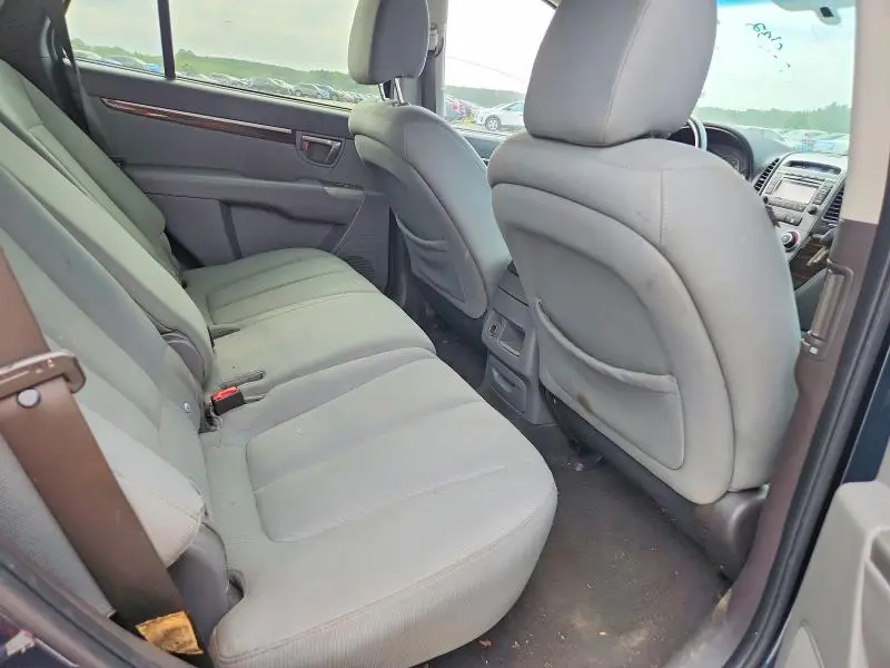 2010 HYUNDAI SANTA FE GLS  