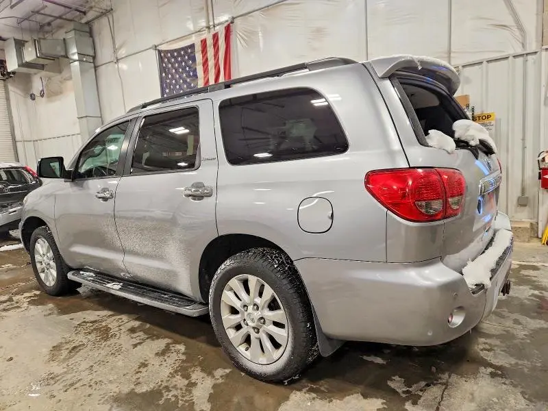2011 TOYOTA SEQUOIA PLATINUM  
