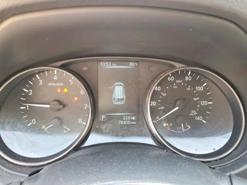 2017 NISSAN ROGUE SV  