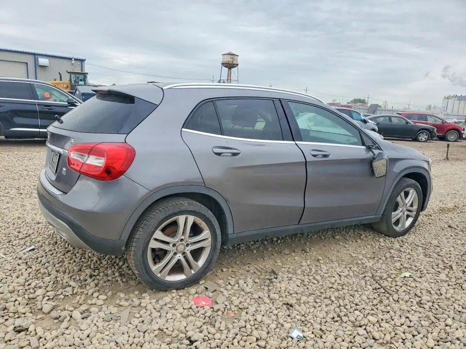 2016 MERCEDES-BENZ GLA 250  