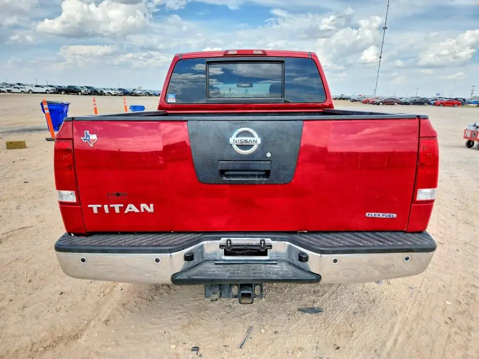 2012 NISSAN TITAN SV  