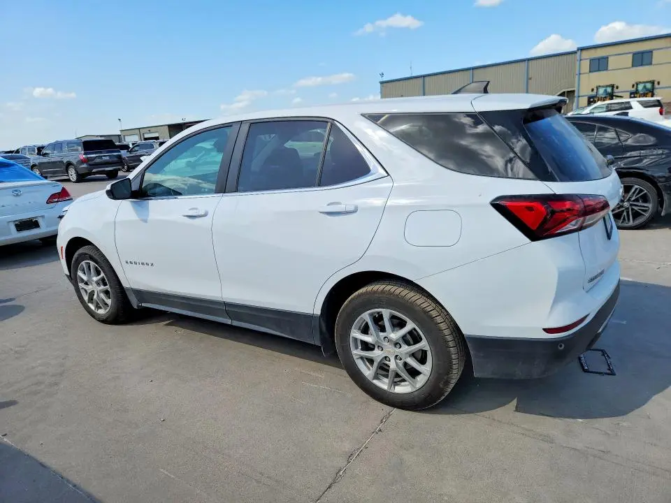 2024 CHEVROLET EQUINOX LT  