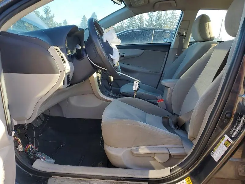 2011 TOYOTA COROLLA BASE  