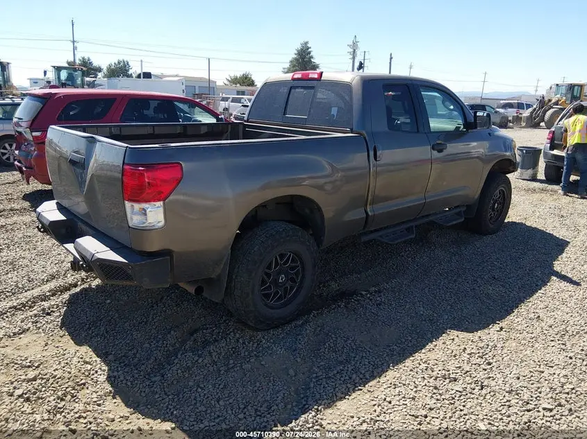 2011 TOYOTA TUNDRA GRADE 5.7L V8