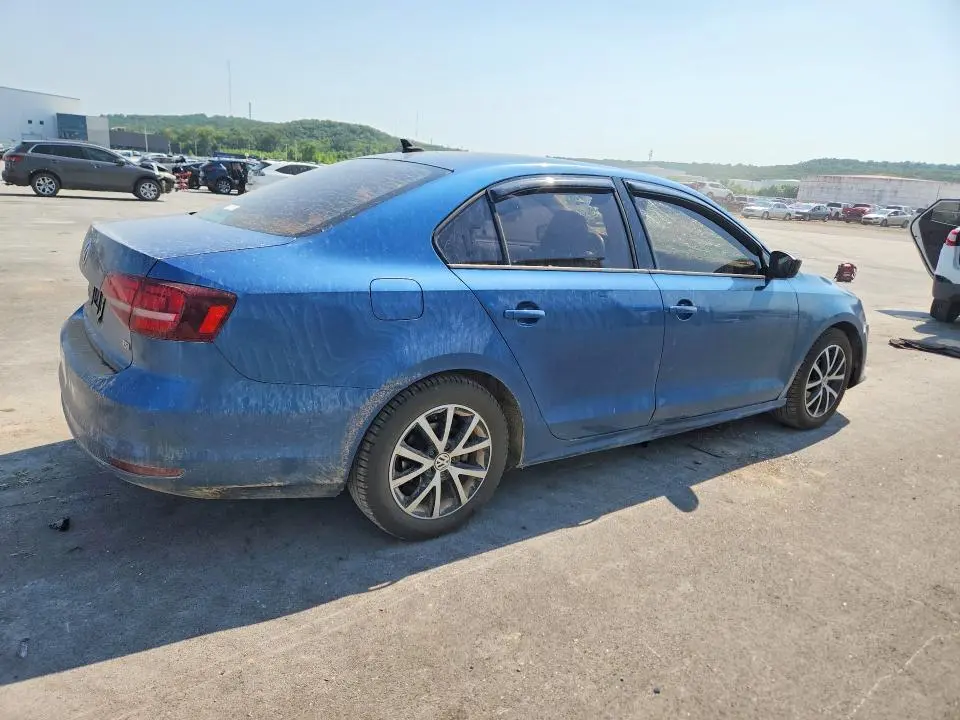 2016 VOLKSWAGEN JETTA SE  