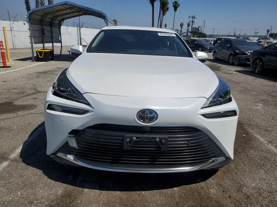 2023 TOYOTA MIRAI XLE  