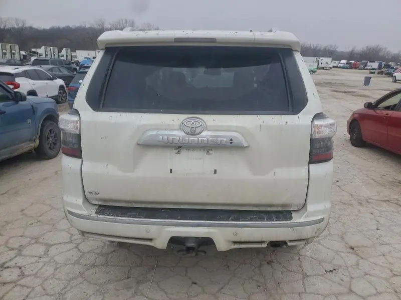 2016 TOYOTA 4RUNNER SR5/SR5 PREMIUM  