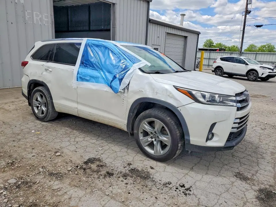 2018 TOYOTA HIGHLANDER LIMITED  