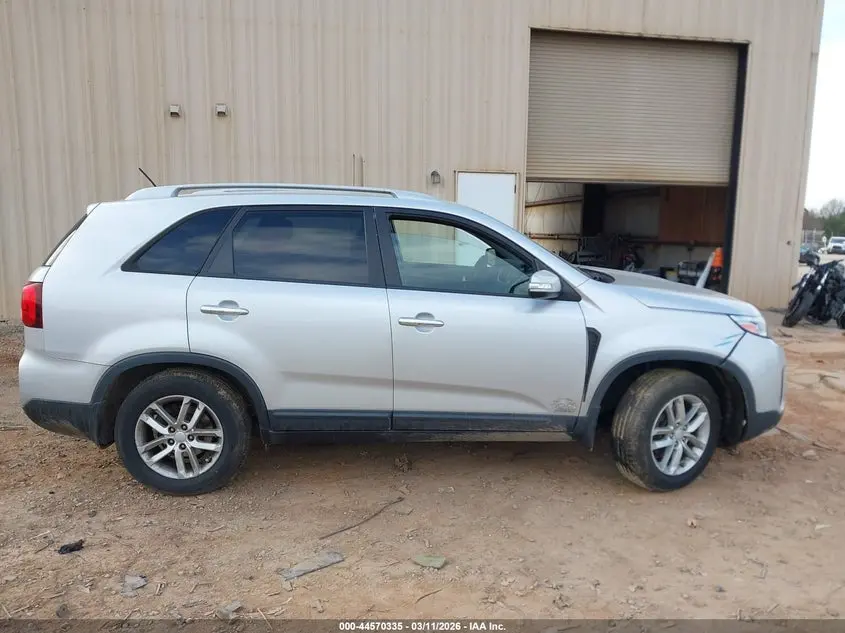 2014 KIA SORENTO LX