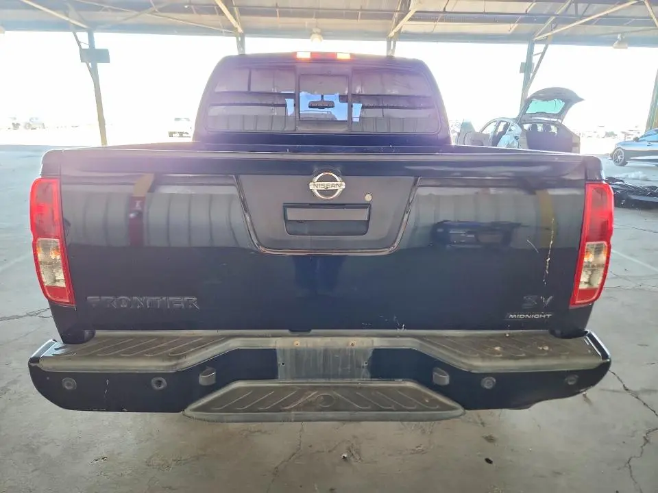 2018 NISSAN FRONTIER SV  