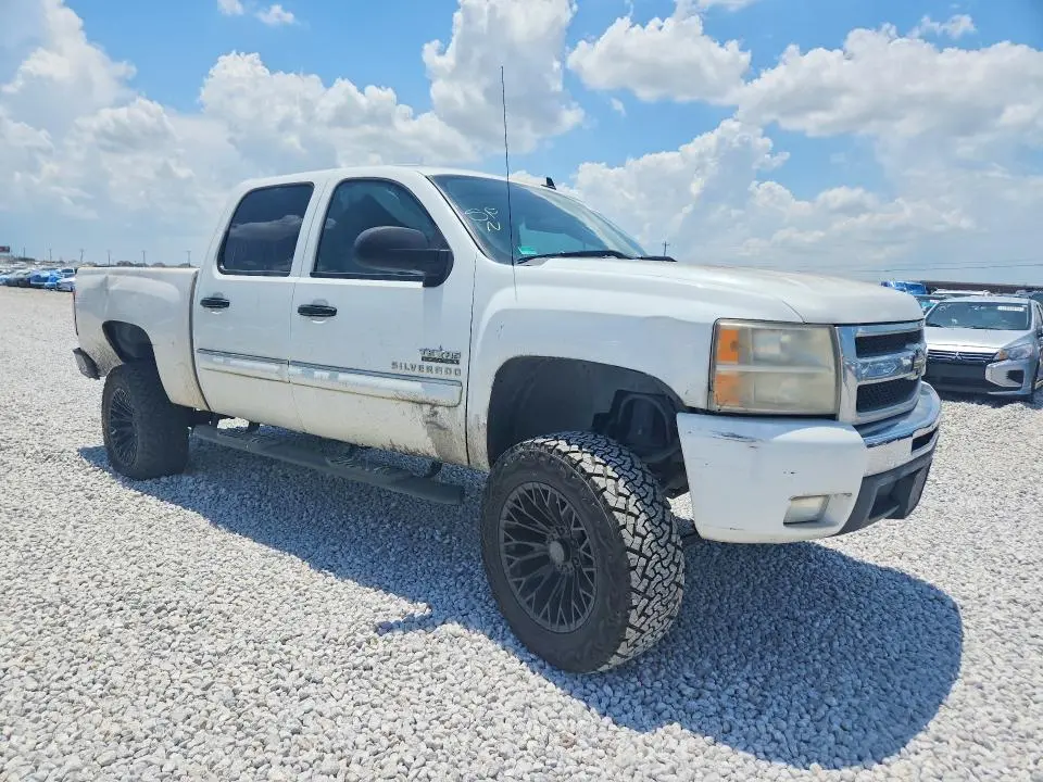 2010 CHEVROLET SILVERADO C1500 LT  