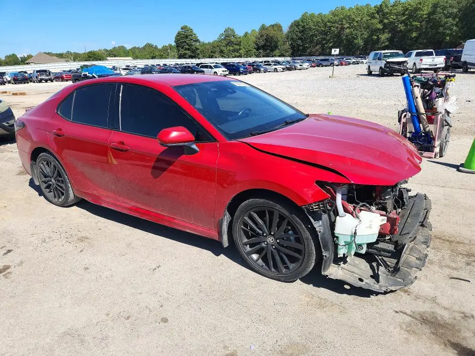 2021 TOYOTA CAMRY XSE  