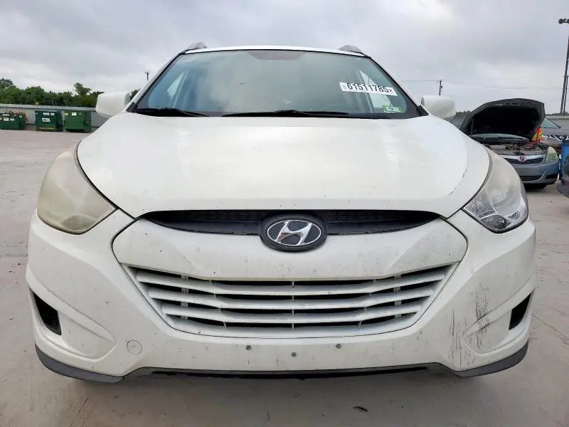 2011 HYUNDAI TUCSON GLS  