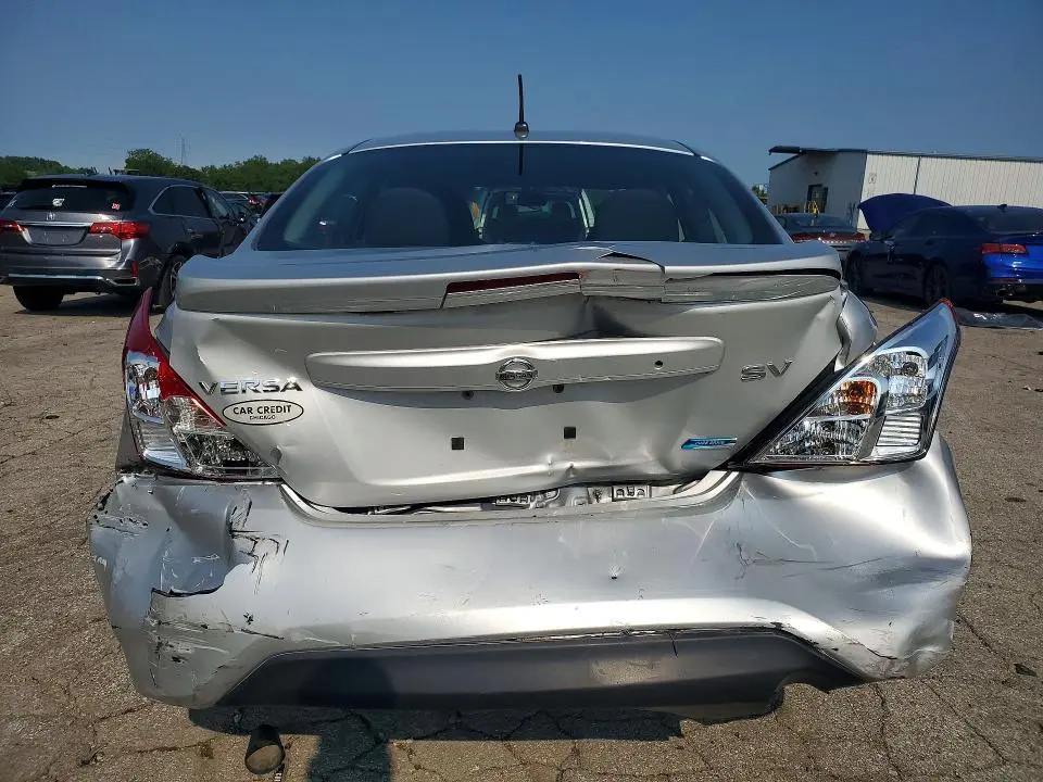 2016 NISSAN VERSA 1.6 SV  