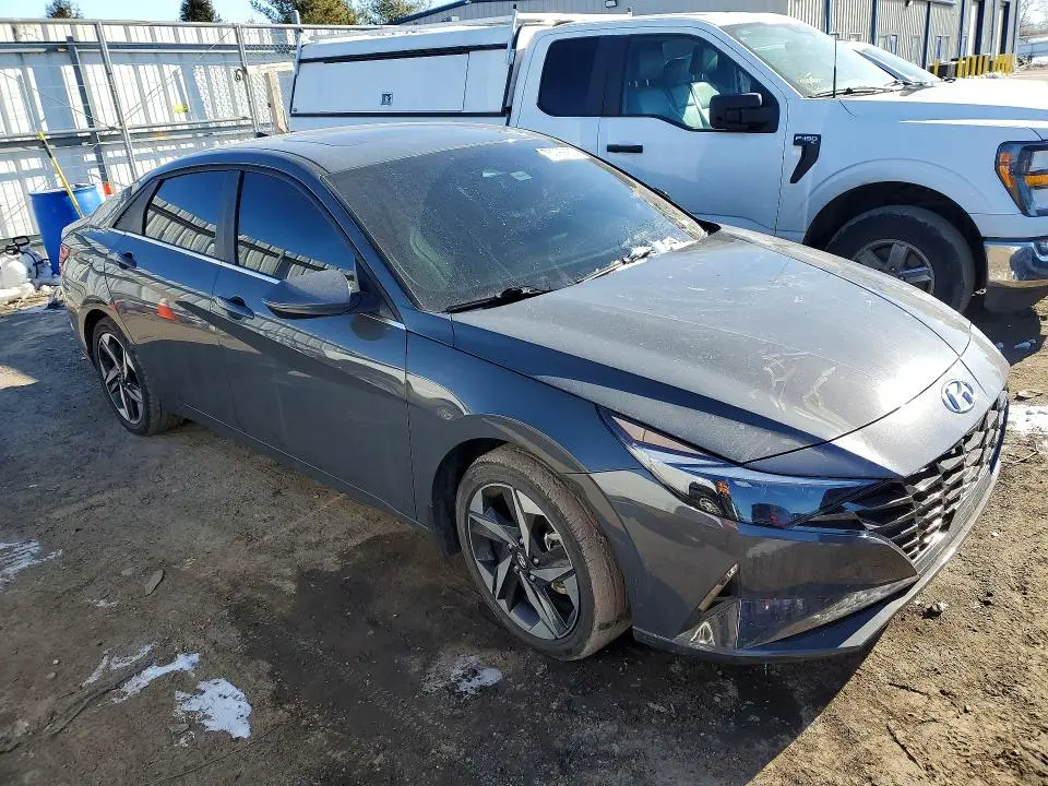 2023 HYUNDAI ELANTRA   
