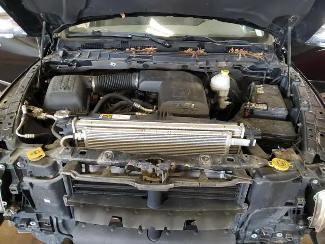 2015 RAM 1500 SLT  
