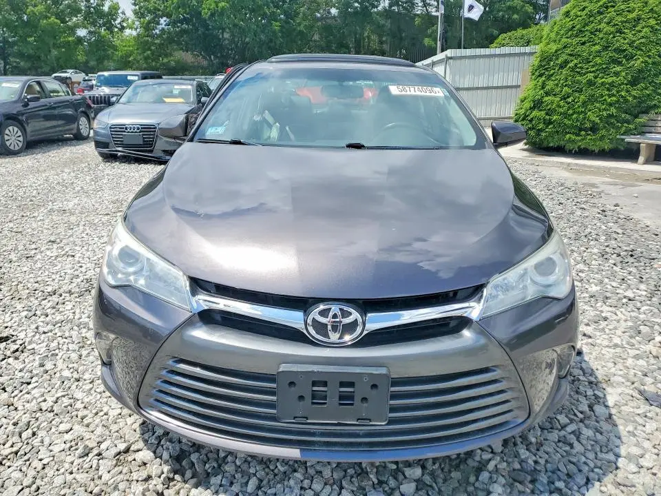 2017 TOYOTA CAMRY XLE  