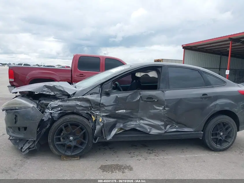 2017 FORD FOCUS S