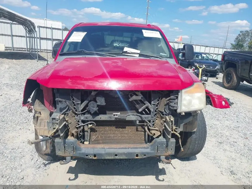 2012 NISSAN TITAN SV
