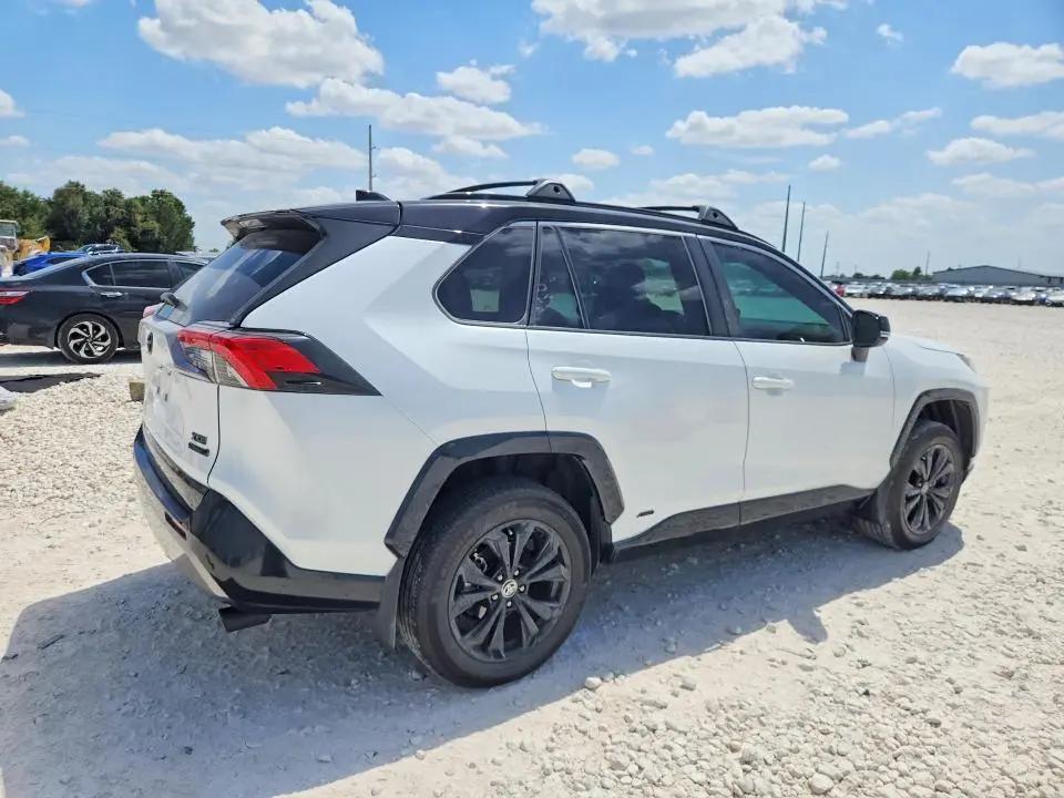 2024 TOYOTA RAV4 XSE  