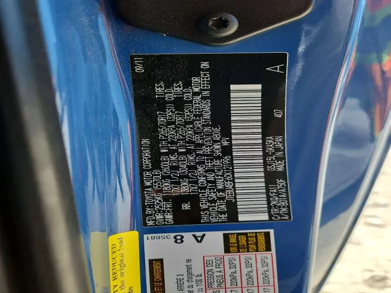 2012 TOYOTA FJ CRUISER BASE  