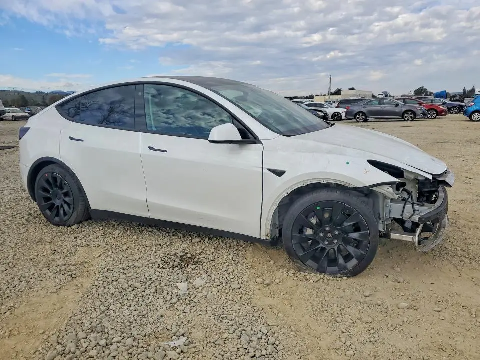2022 TESLA MODEL Y   