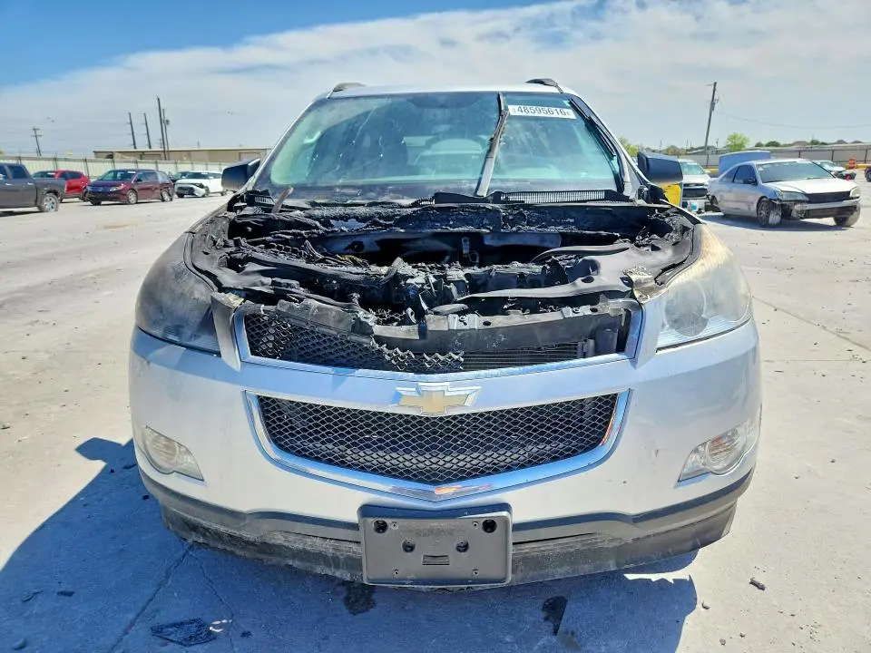 2012 CHEVROLET TRAVERSE LS  