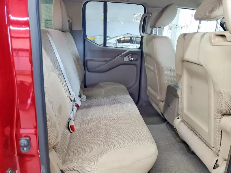 2012 NISSAN FRONTIER S  