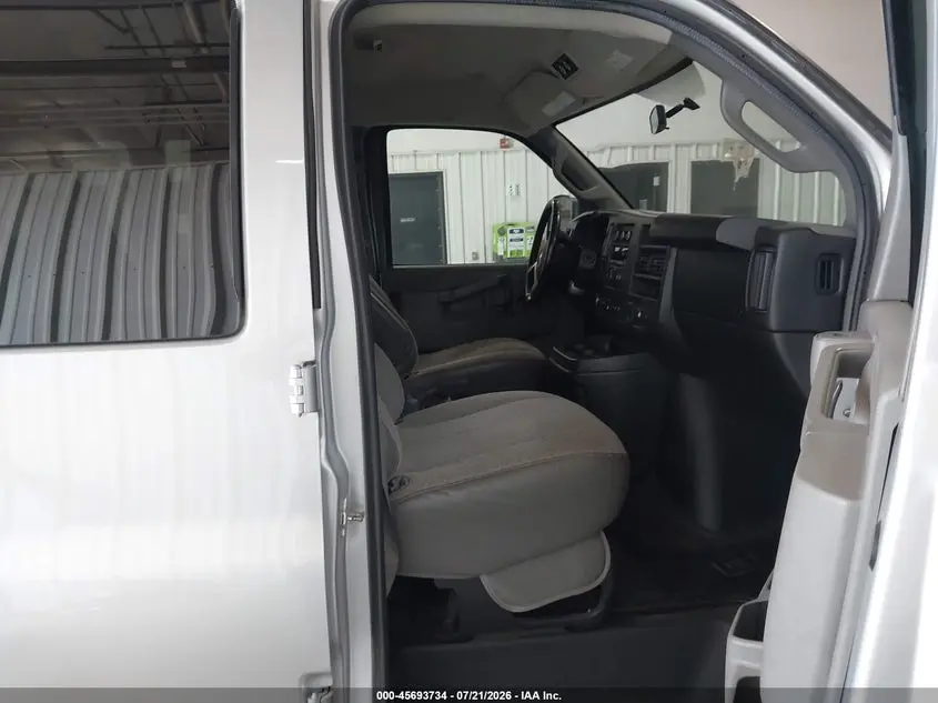 2016 CHEVROLET EXPRESS 3500 LT