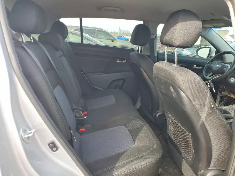 2016 KIA SPORTAGE LX  