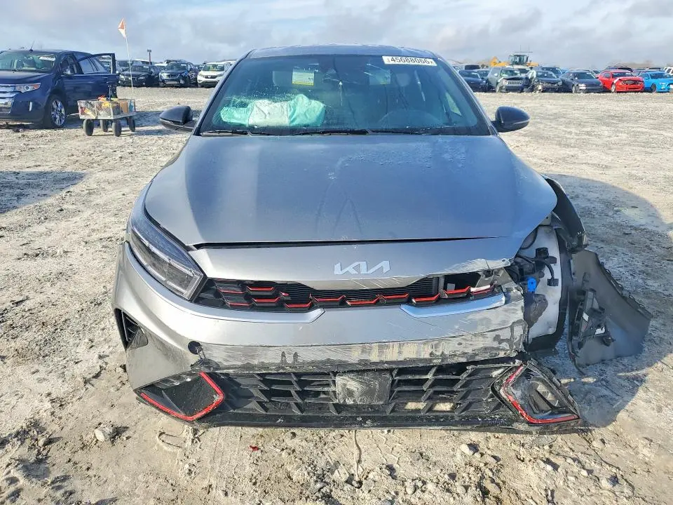 2024 KIA FORTE GT  