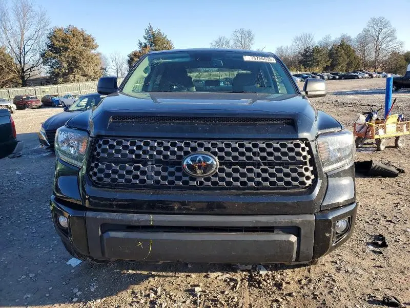 2021 TOYOTA TUNDRA CREWMAX SR5  