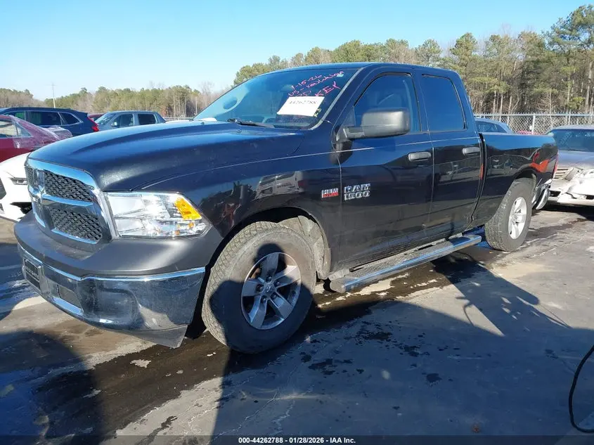 2017 RAM 1500 TRADESMAN  4X2 6'4 BOX