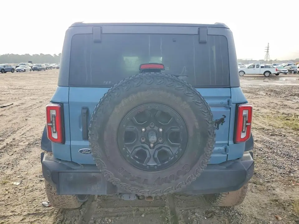 2023 FORD BRONCO BASE  