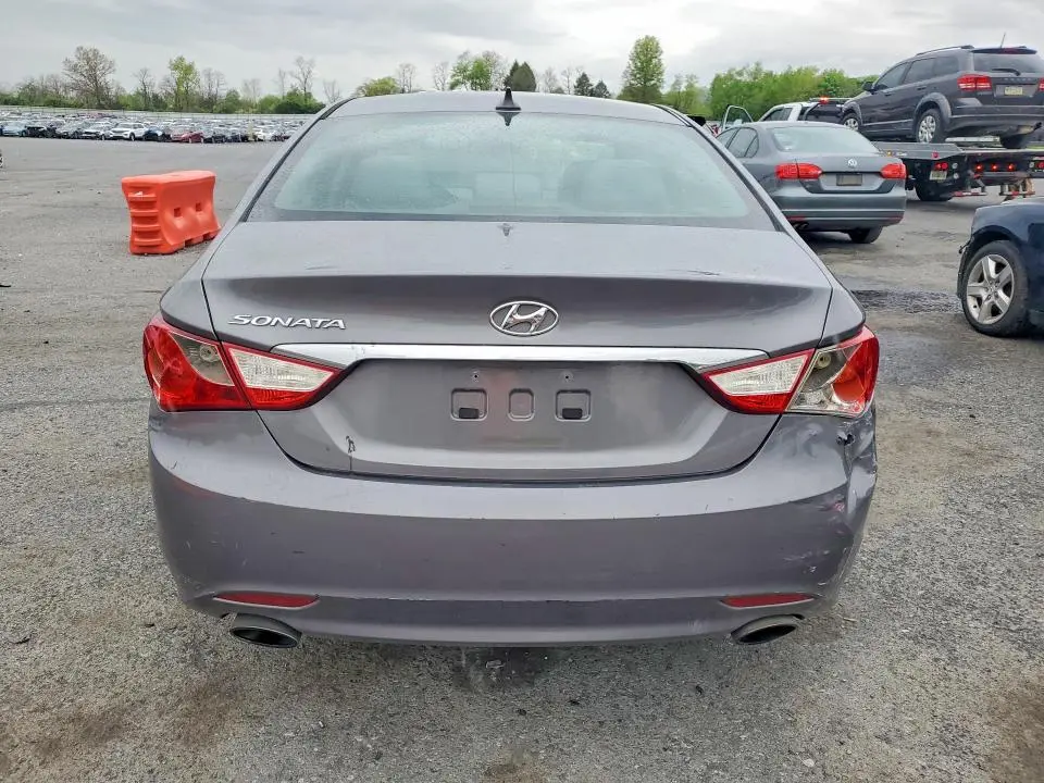 2012 HYUNDAI SONATA SE  