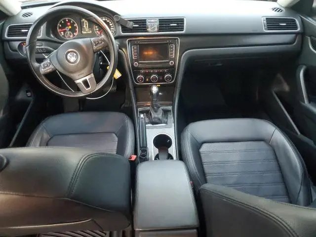 2013 VOLKSWAGEN PASSAT SE