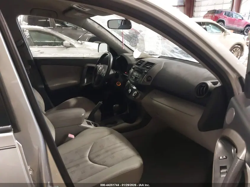 2010 TOYOTA RAV4  