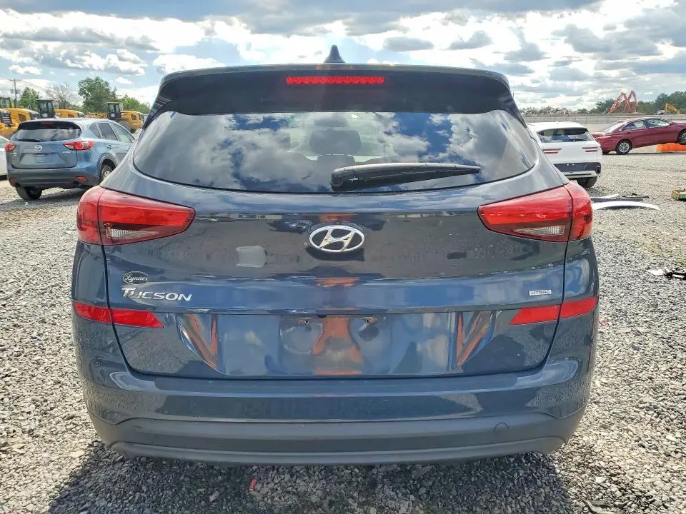 2020 HYUNDAI TUCSON SE  