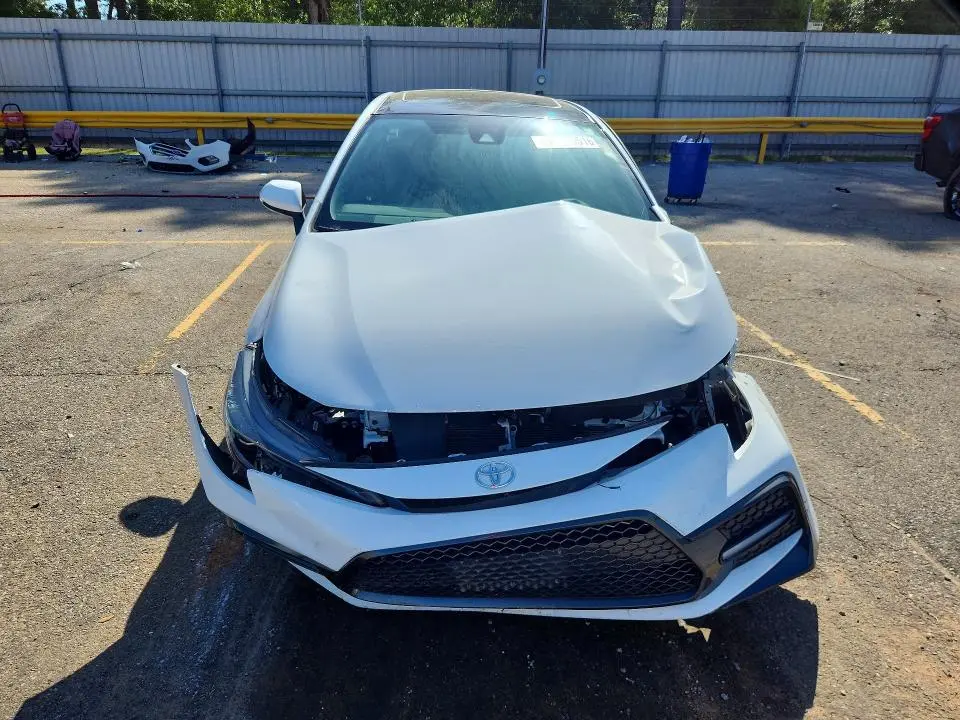 2022 TOYOTA COROLLA SE  