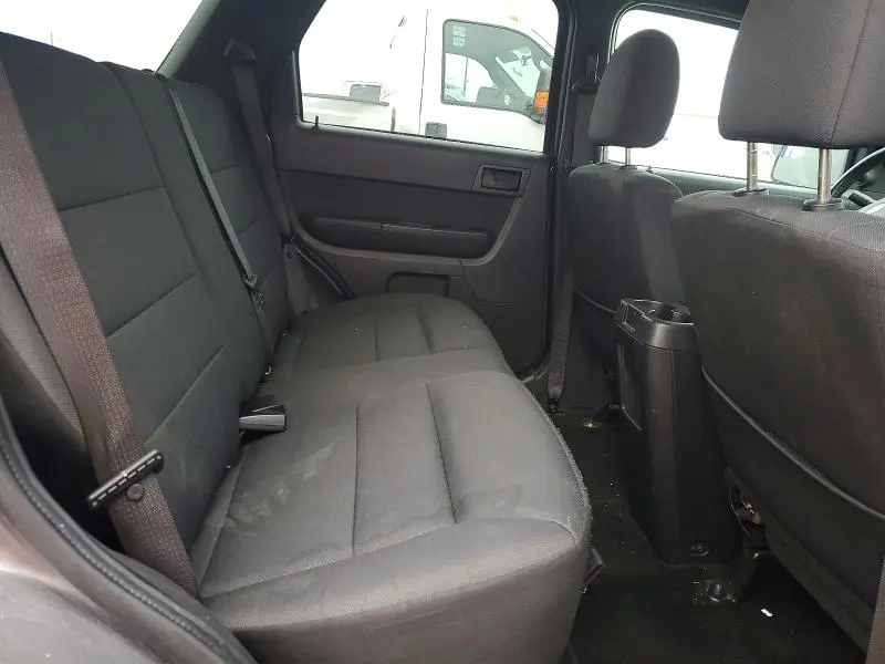 2012 FORD ESCAPE XLT  