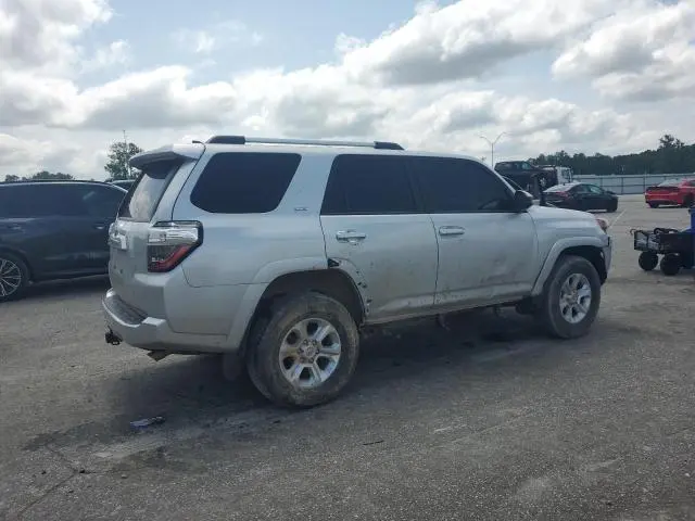 2023 TOYOTA 4RUNNER SE  