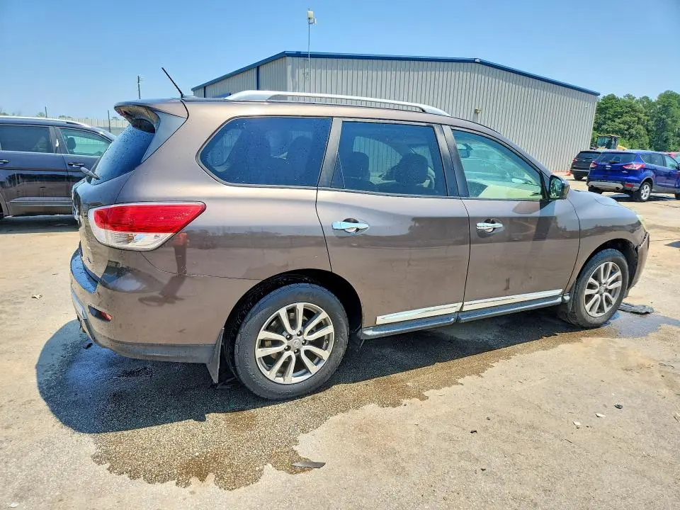 2015 NISSAN PATHFINDER SL  