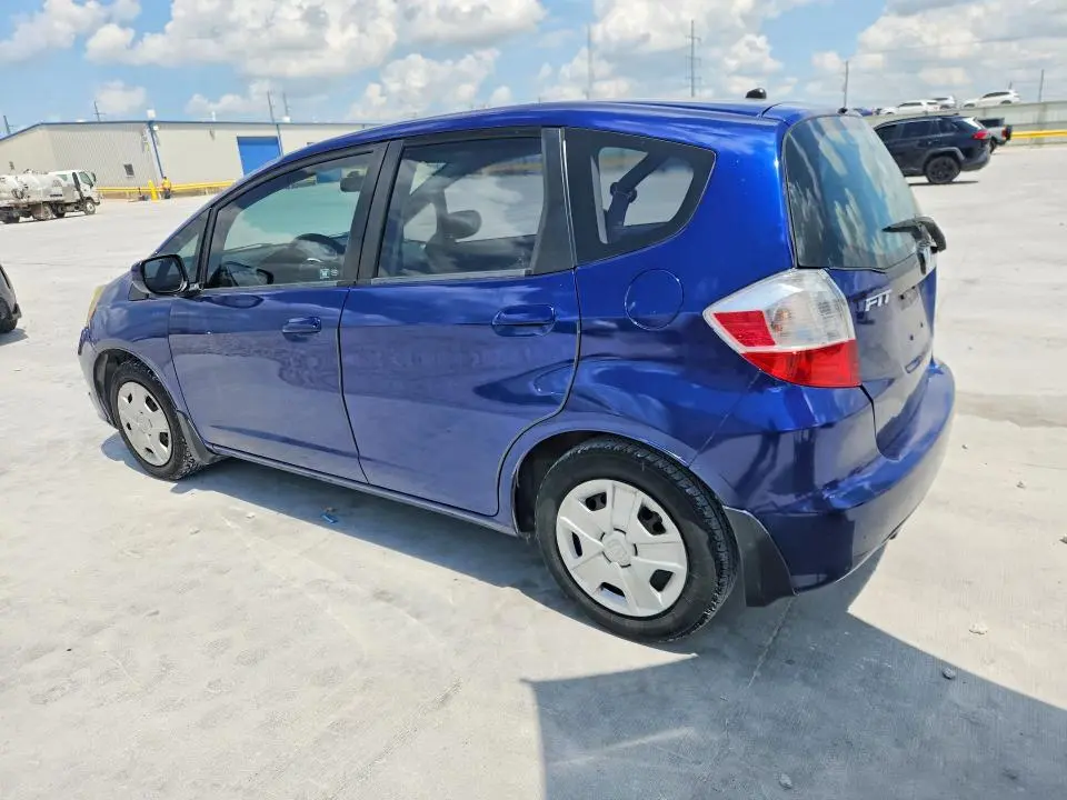 2013 HONDA FIT   