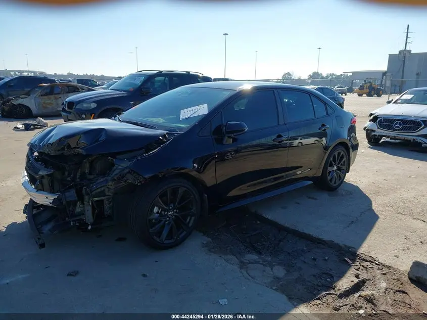 2024 TOYOTA COROLLA SE