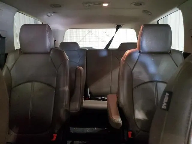 2016 GMC ACADIA SLT-2  